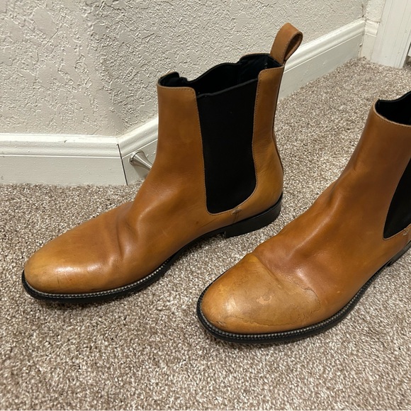 Men’s Gucci Leather Boots Chelsea pull on boots 10.5 size Made in Italy - Picture 2 of 7